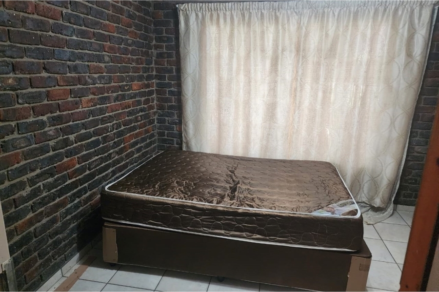 To Let 1 Bedroom Property for Rent in Zuurplaat A H North West